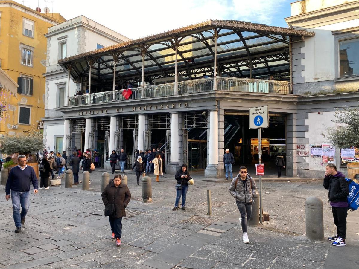 Montesanto Dream Apartment Centro Storico Naples Luaran gambar