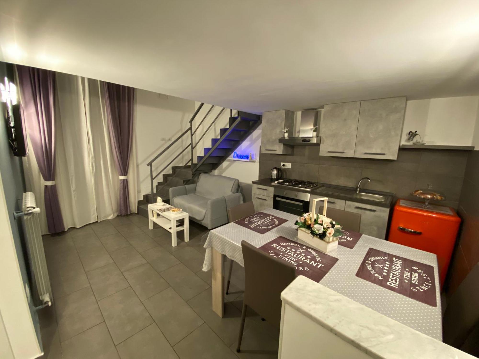 Montesanto Dream Apartment Centro Storico Naples Luaran gambar